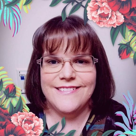 Meet your Posher, Jennifer - Picture 1 of 1